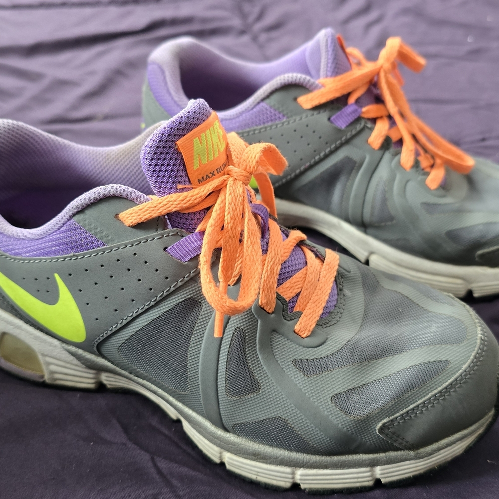 Nike Gray and Purple Sneakers with Orange Laces